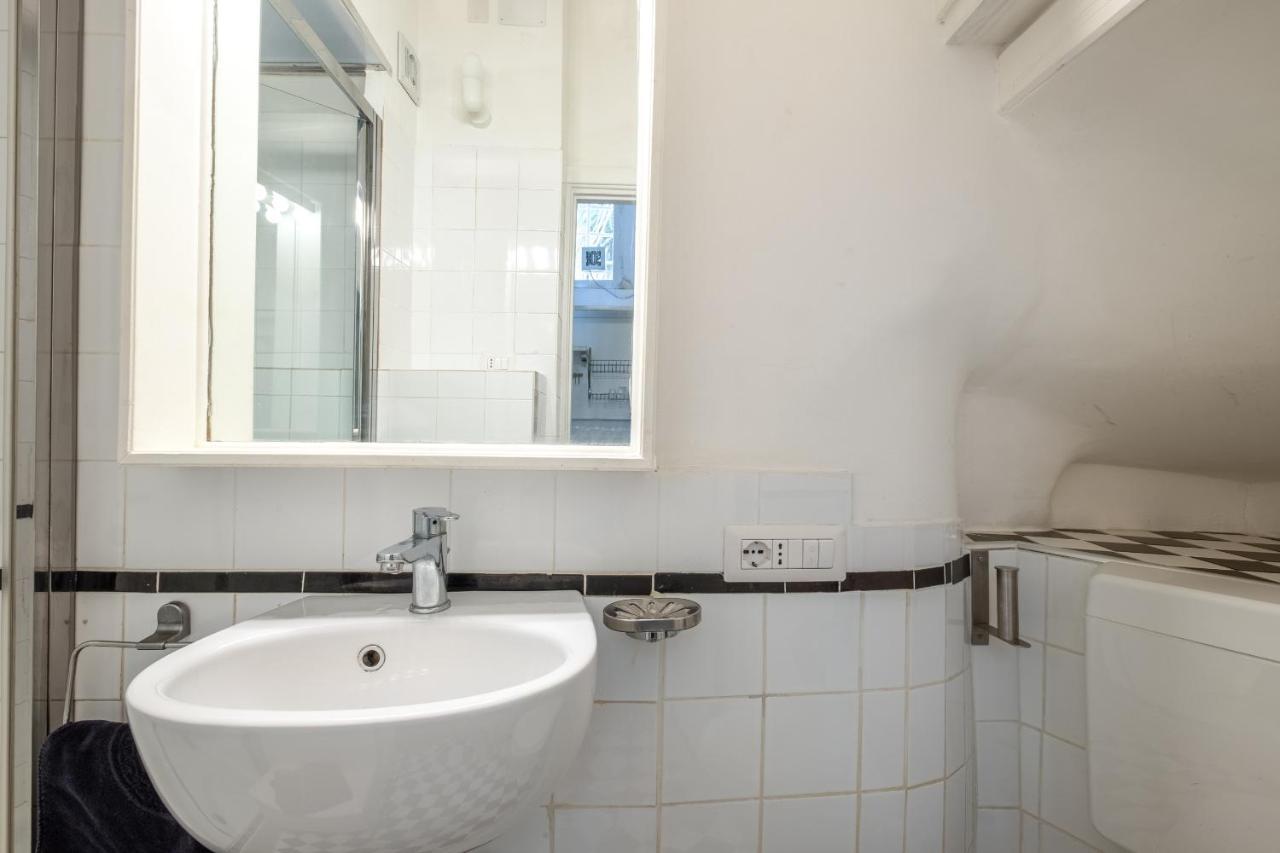 Trastevere In Charme Apartamento *